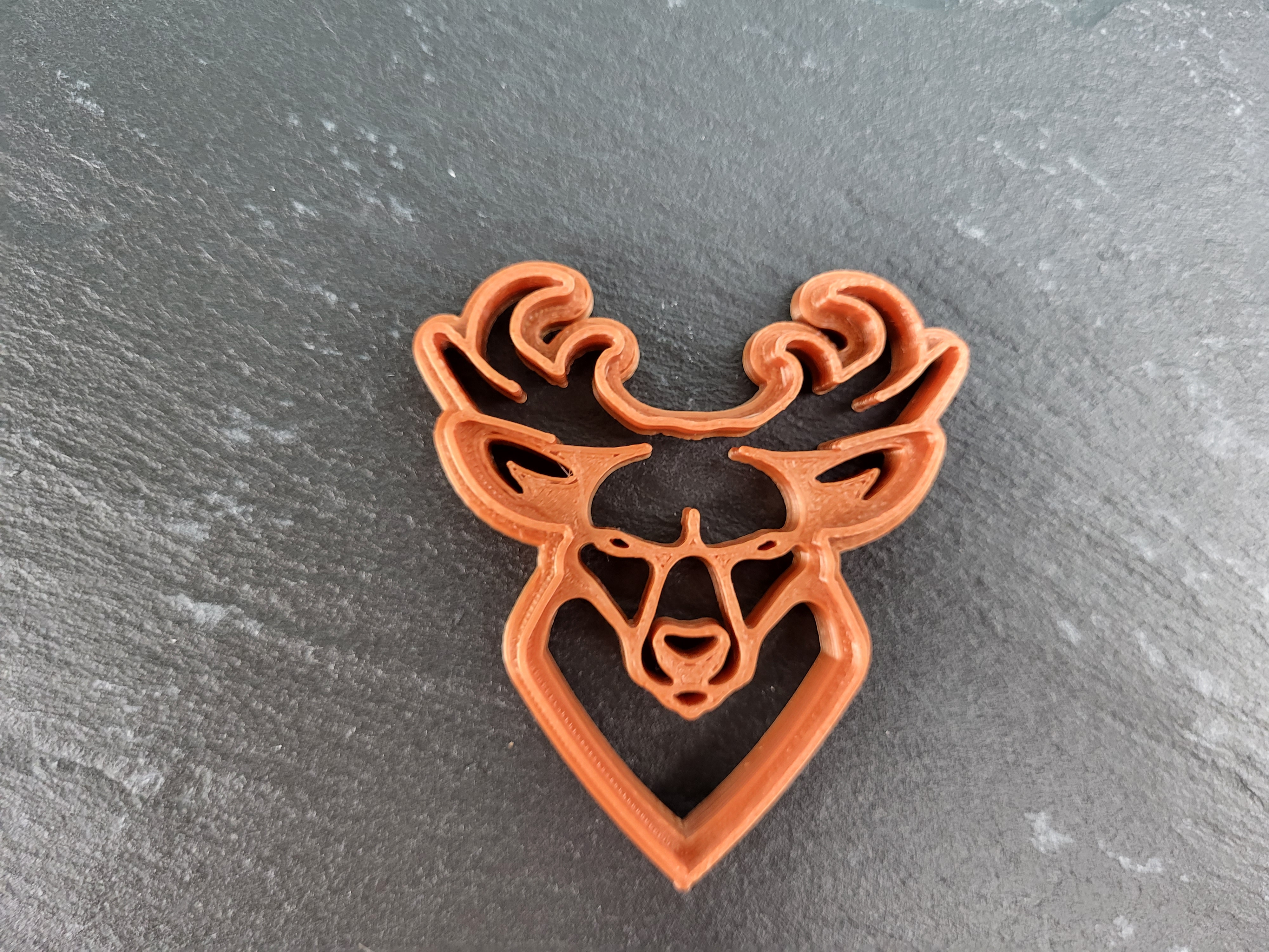 Ausstecher Hirschkopf mit Prägung