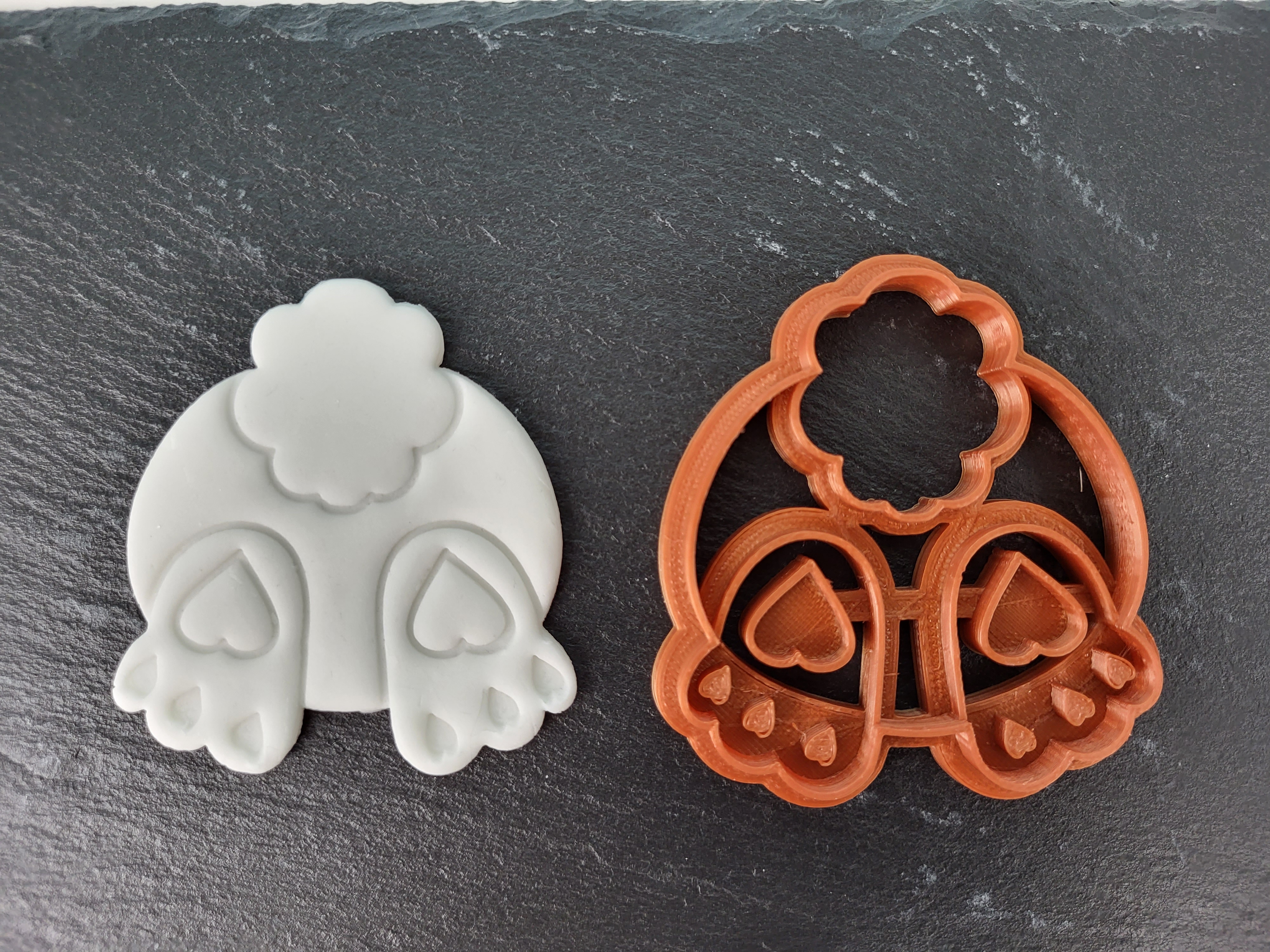 Ausstecher Hase von hinten mit Prägung