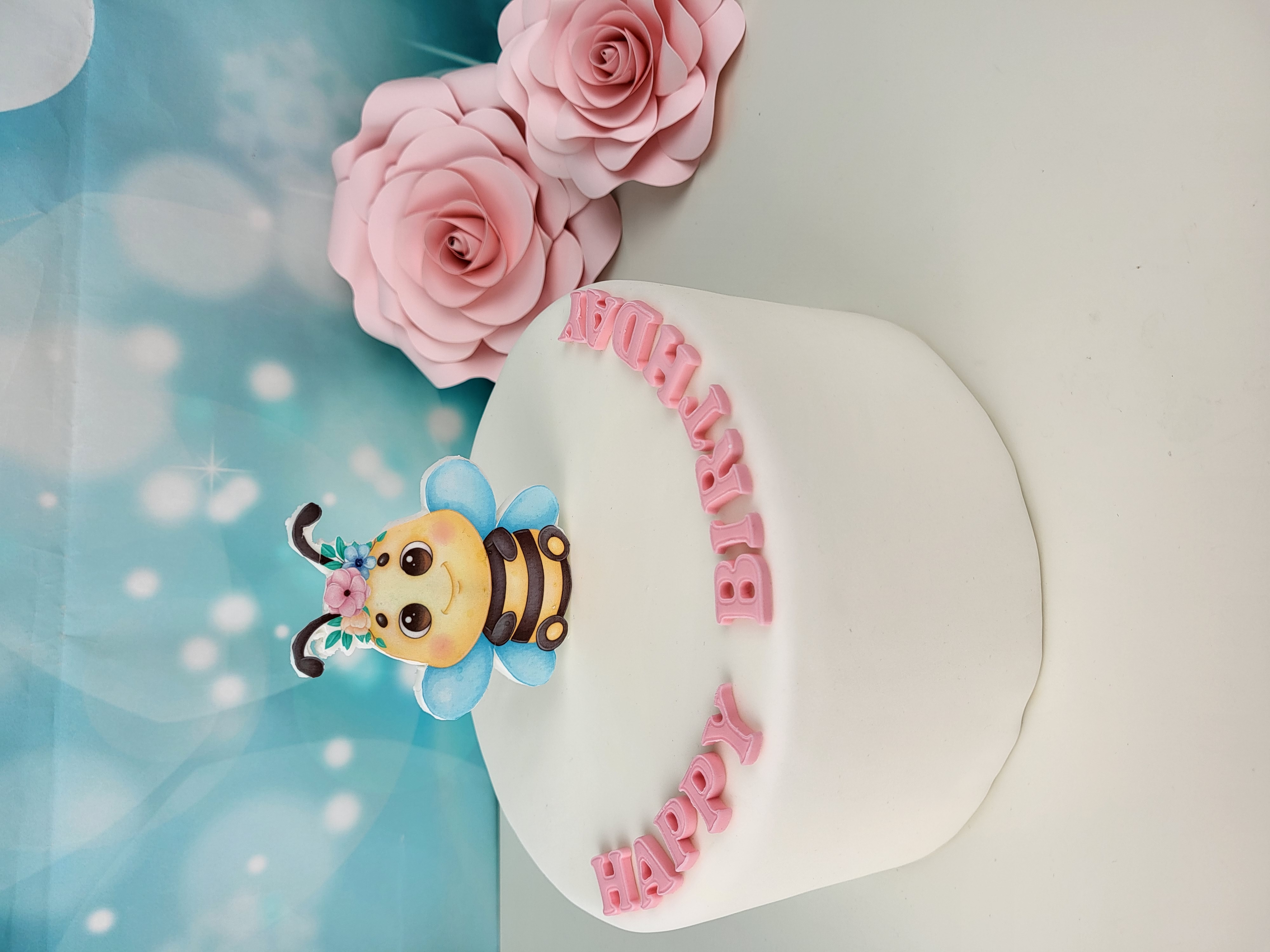 Cake Topper Biene mit Blumenkranz